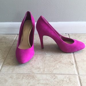 Jessica Simpson heels